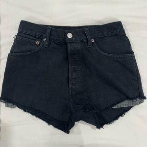 Vintage black levi’s shorts